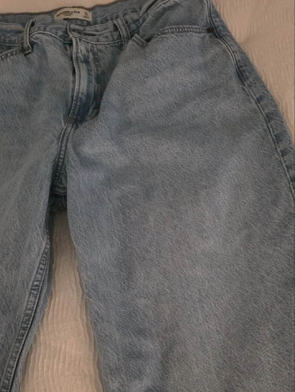 Abercrombie & Fitch Men's Light Wash Straight Jeans